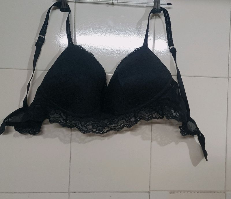 H&M , 38C, Black Bra