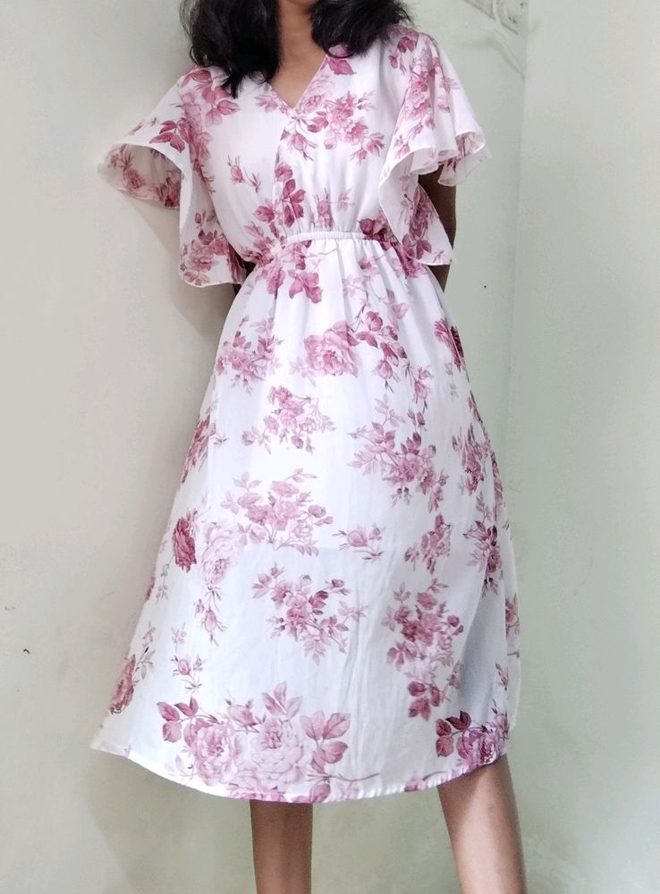 White Pink Floral Dress💕