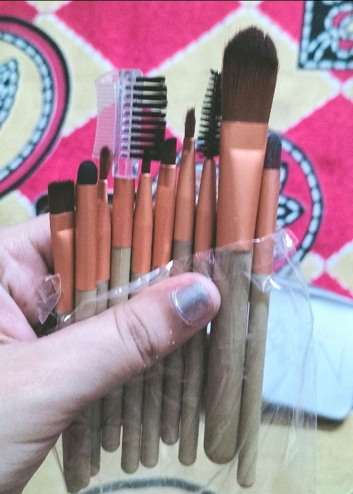 Very Smooth Any 4 Brushes