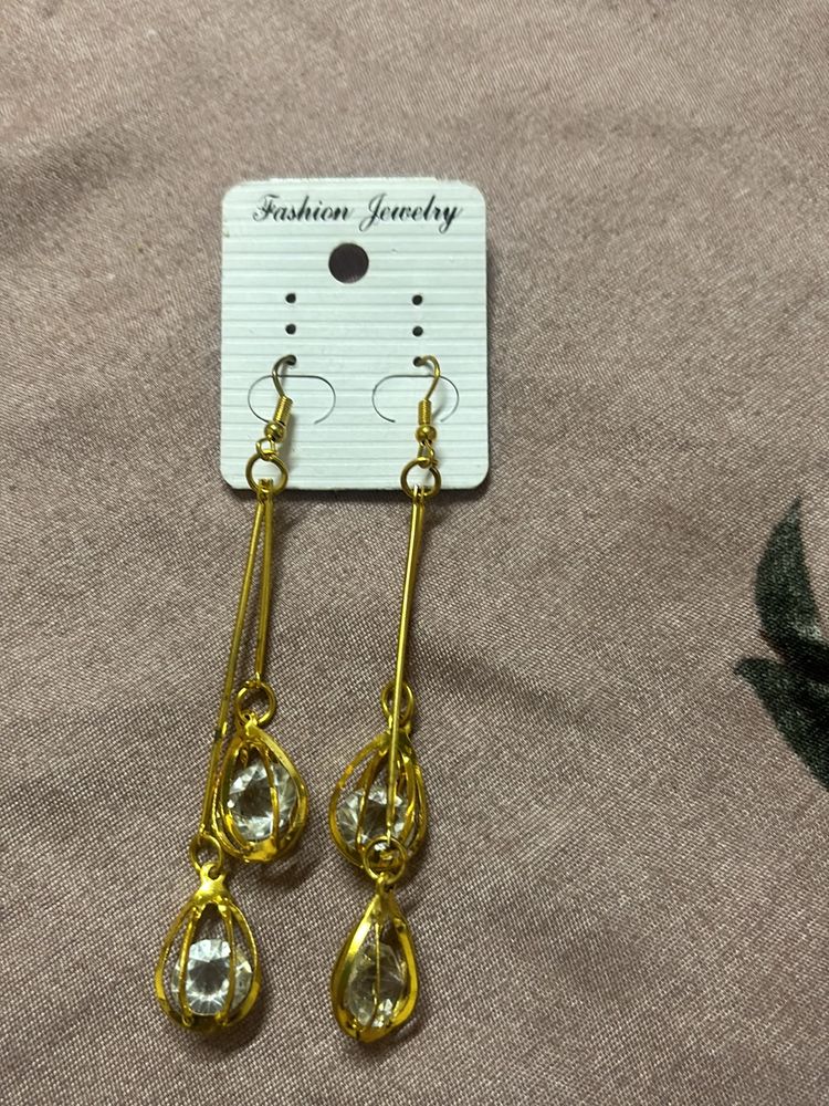 Freebies Golden Hanging Earrings