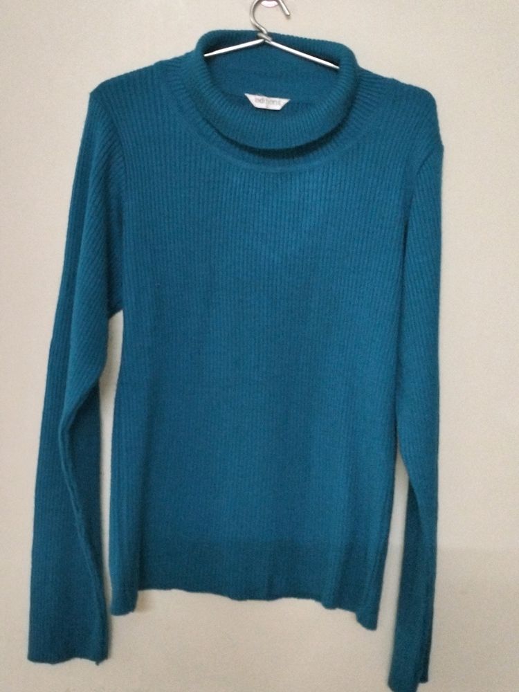 Woolen Polo Neck Tshirt