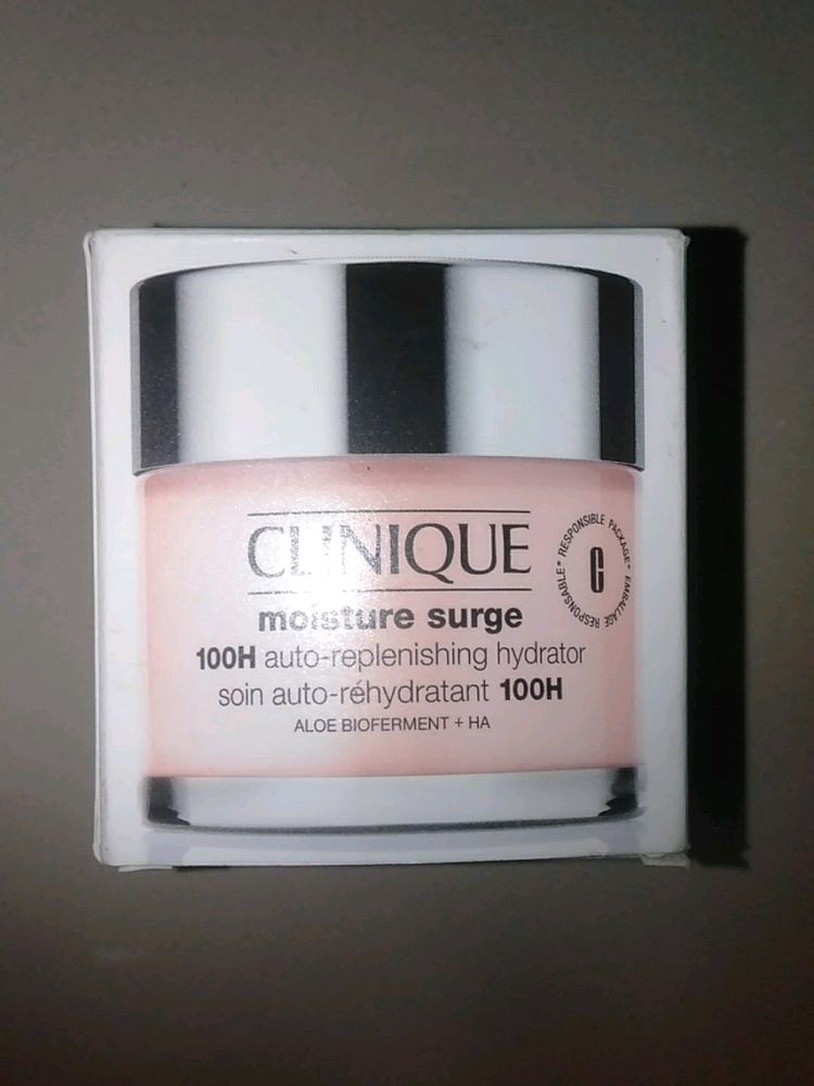 Clinique 100hr Moisture Surge