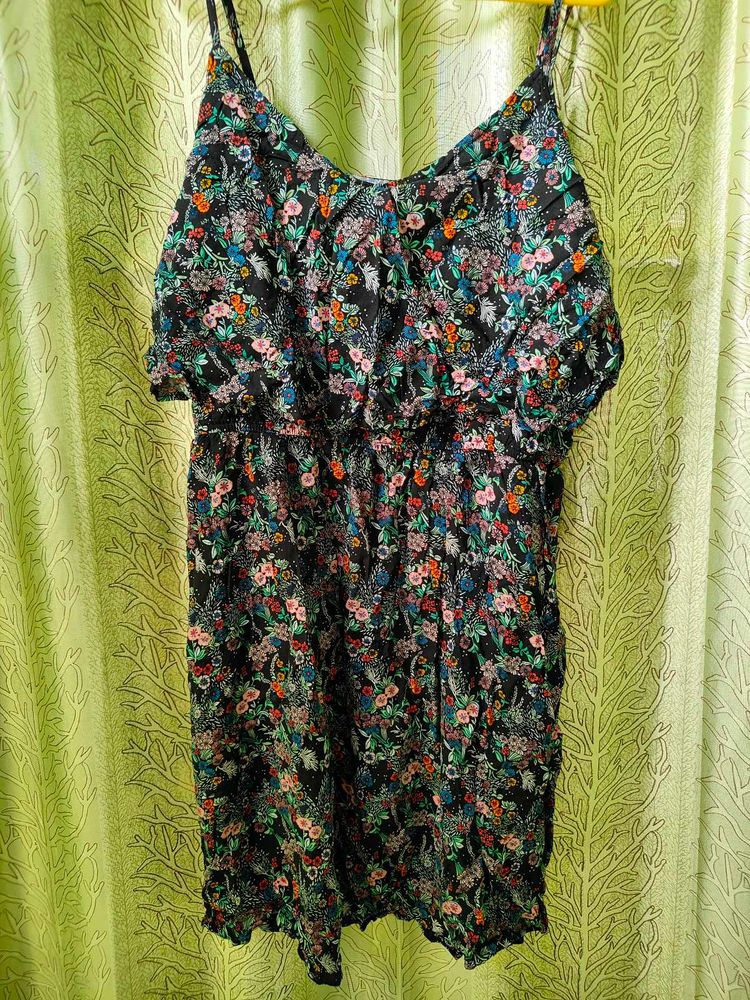 L size H&M Cute Floral Dress