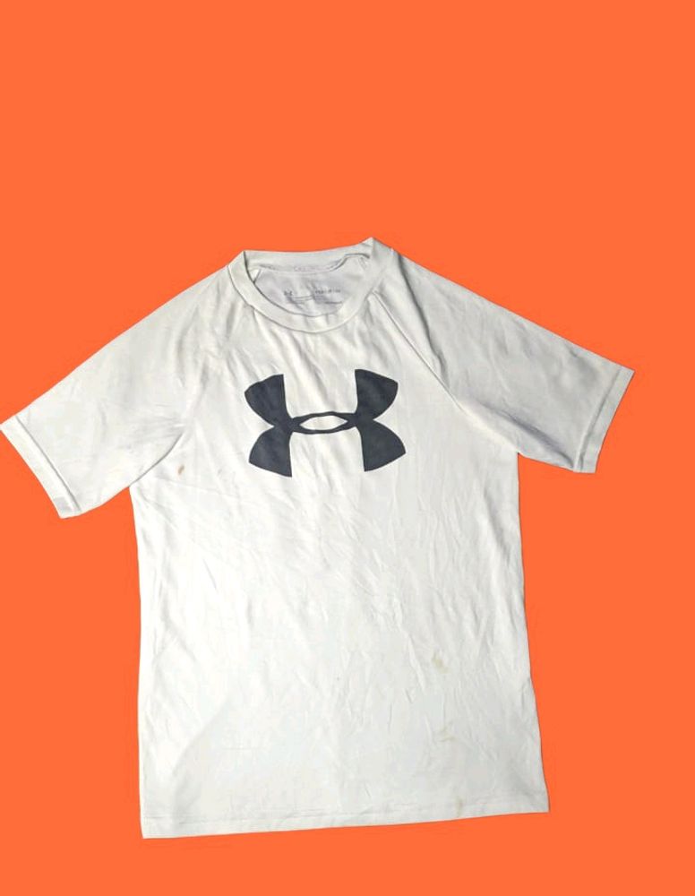 Under Armour Tshirt 👕