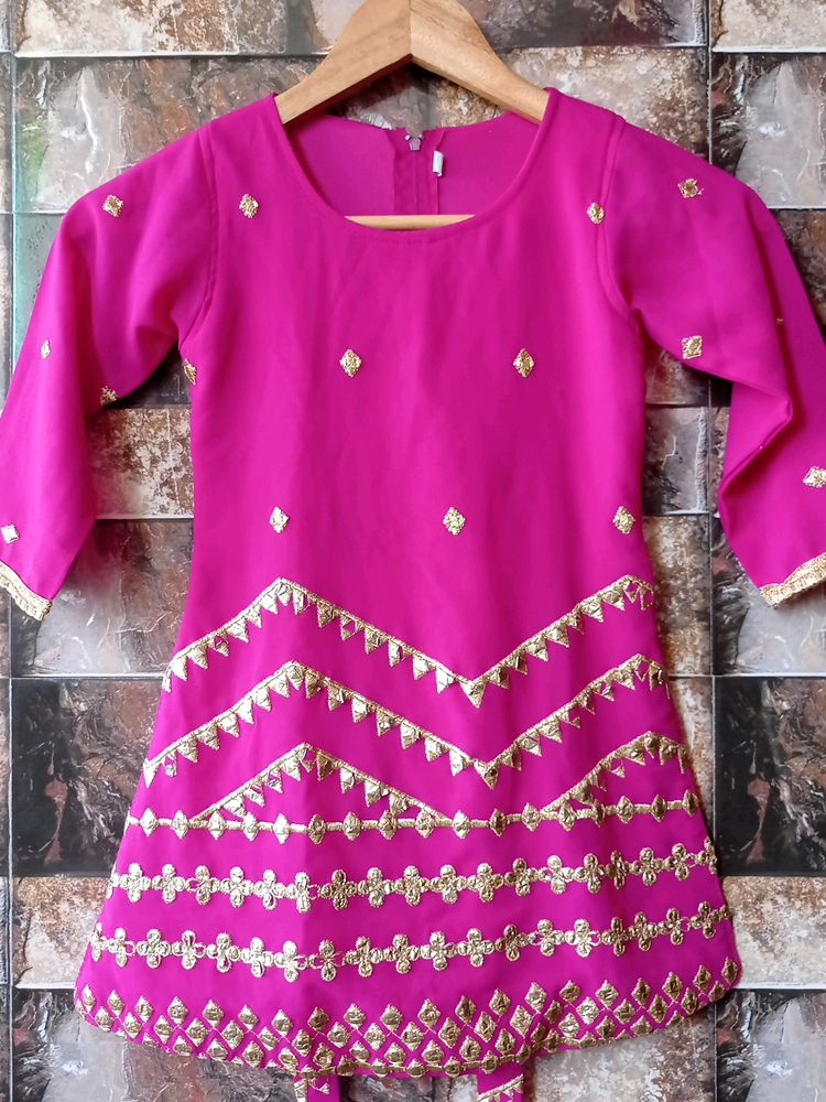 Magenta Colour Sharara Suit 4to6 age