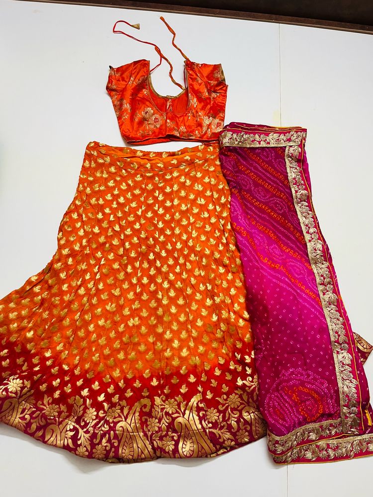 Banarasi Lehenga Dupta With Blouse