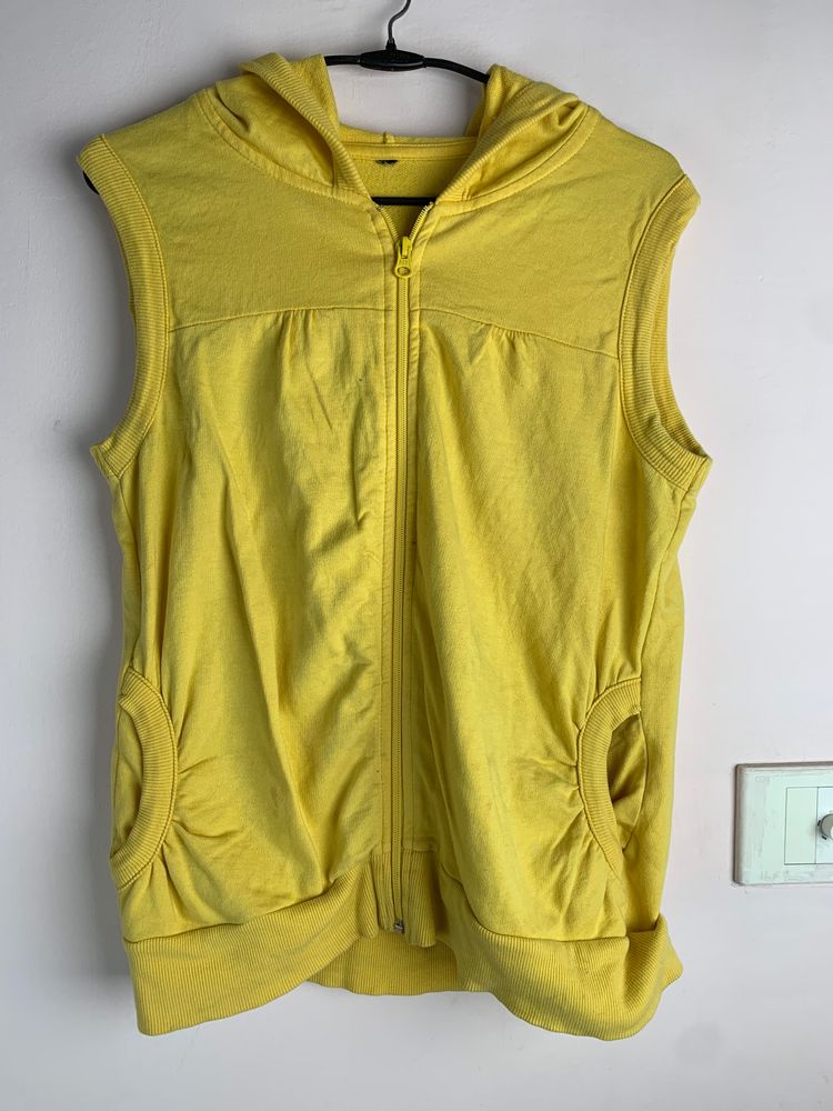 Max Yellow Half Jacket