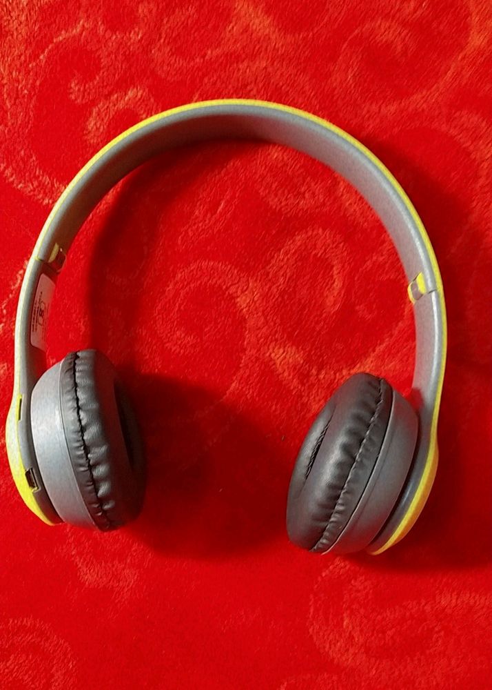 A P4 Headset