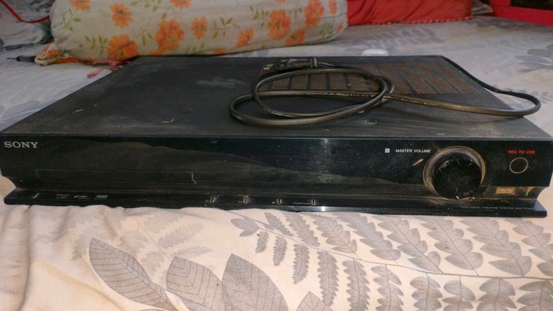 Sony DVD Player 5.1 Channel Home Theatre System