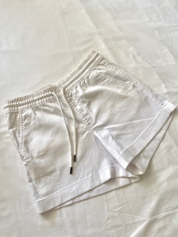 H&M White Shorts