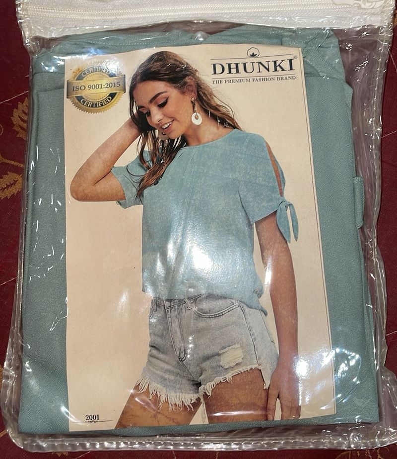 Dhunki Sea Green Crop Top