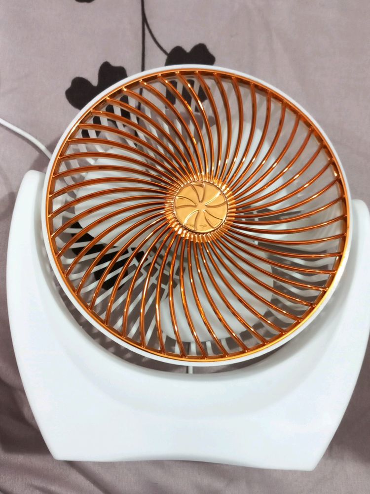 USB Table Fan