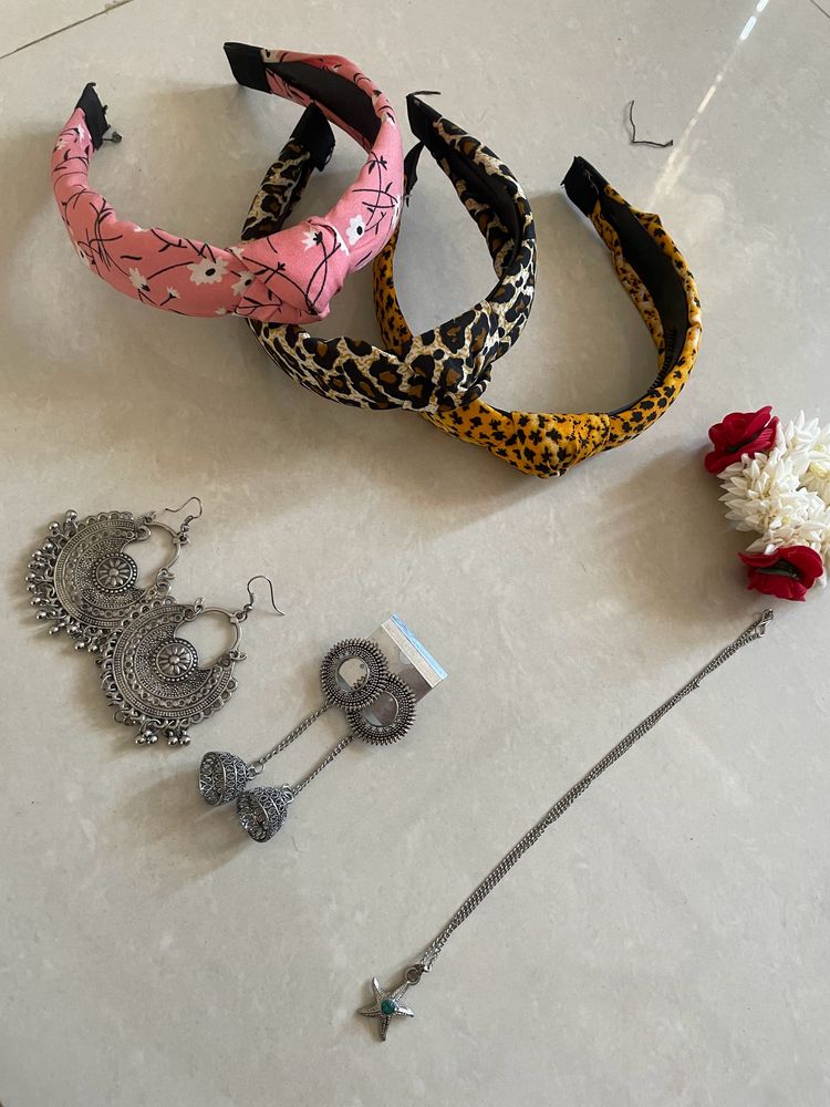 3 Hairbands Gajra 2 Earrings And 1 Chain Pendant