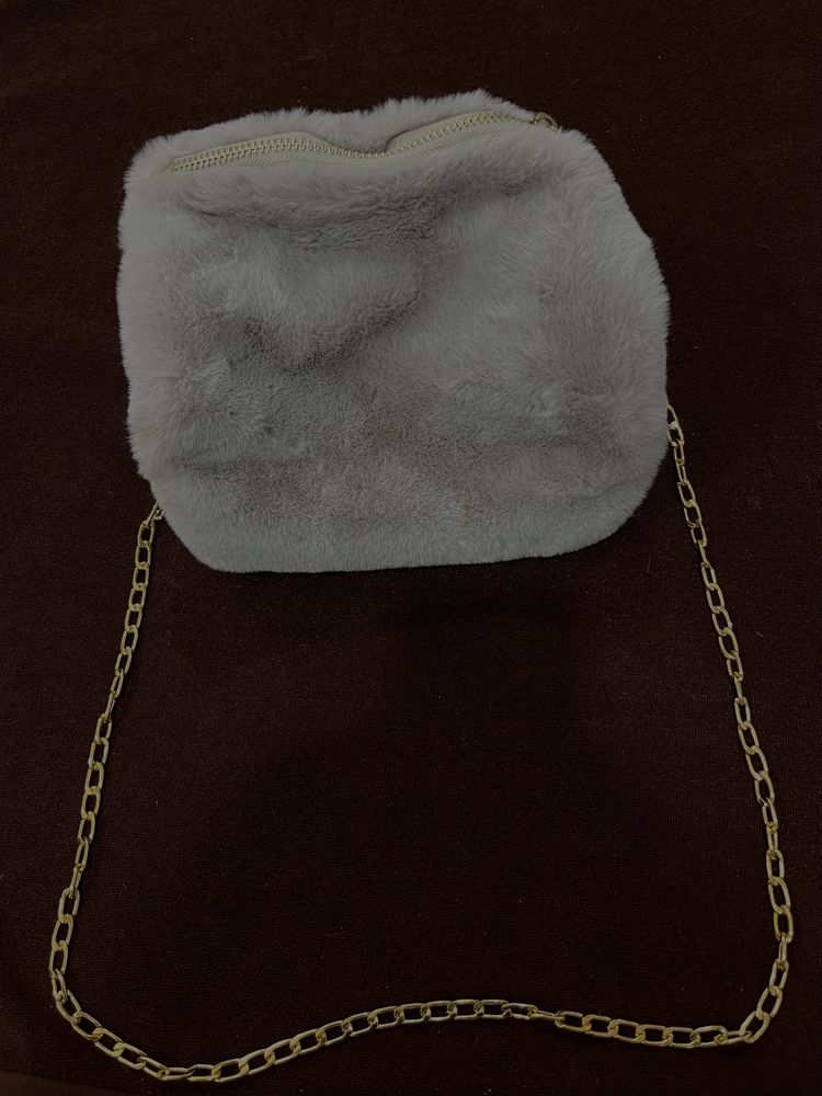 GREY FUR SLING BAG