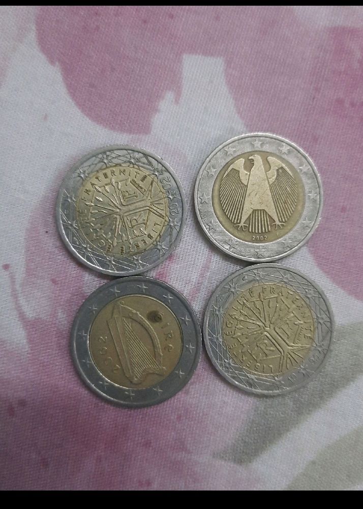 Euro And Singapore