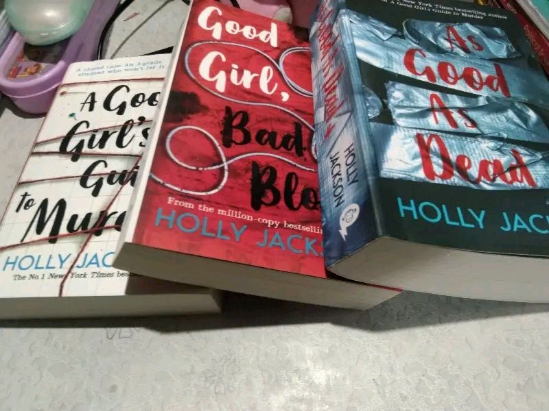 Good Girl Guide To Murder Book Set