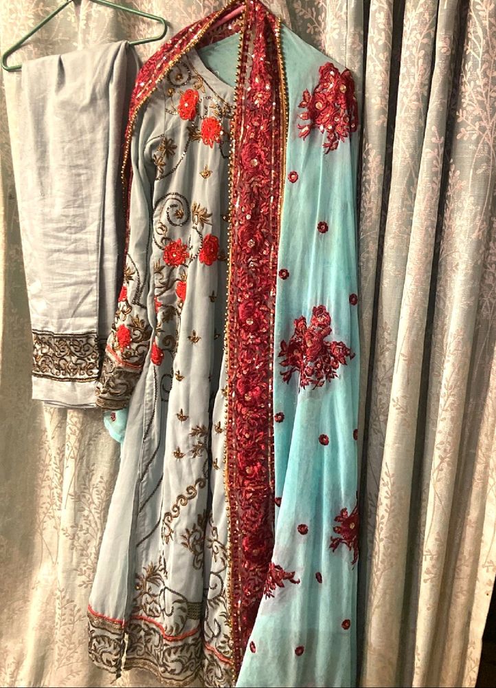 Dupatta Kurta Pent