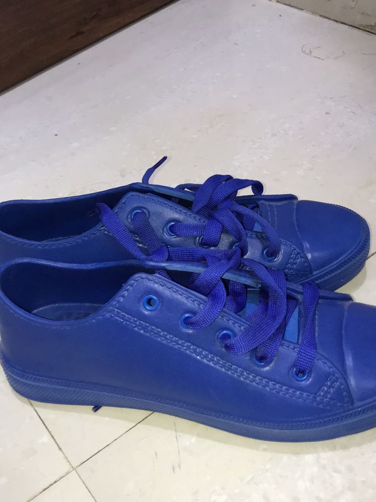 New Fashionable Blue Shoes Boys Men