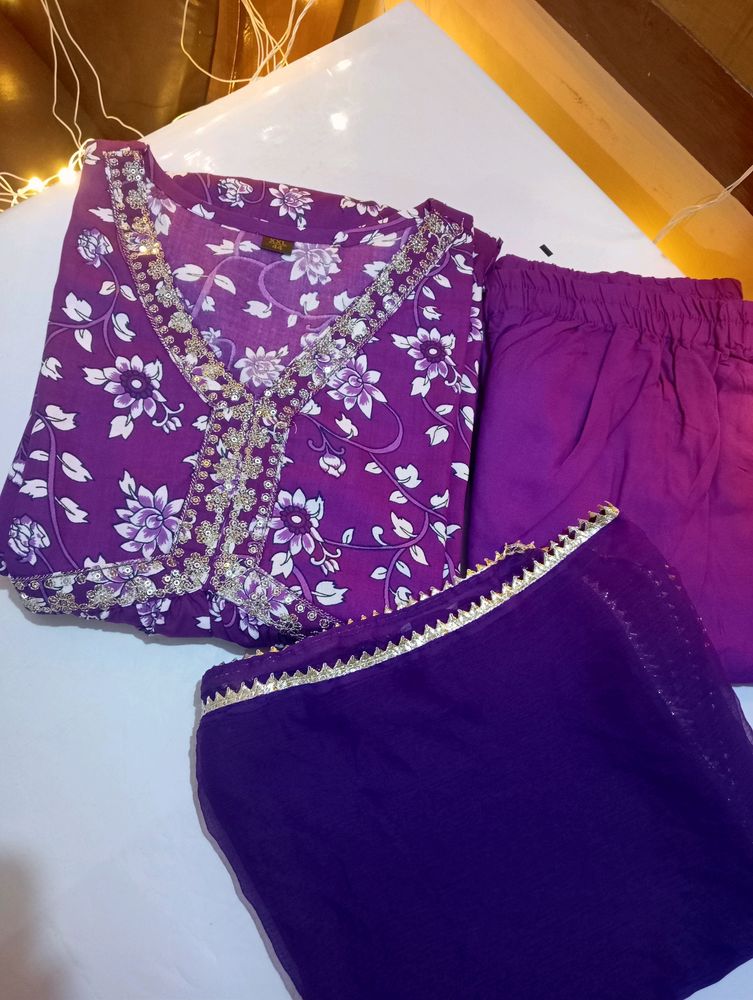 Women Kurta Pant Dupatta Set Purple