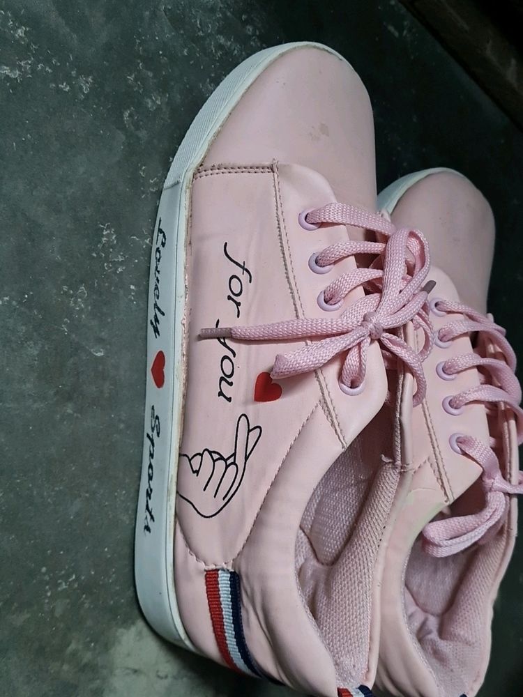 Pink Colour Casual Shoes Is Available