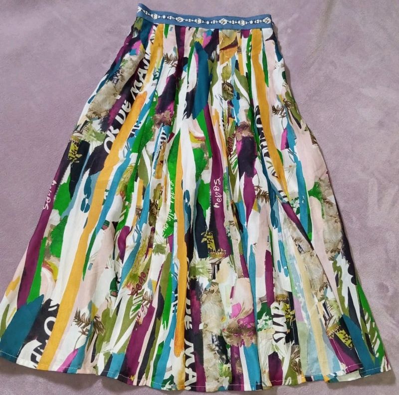 Printed Skirt.