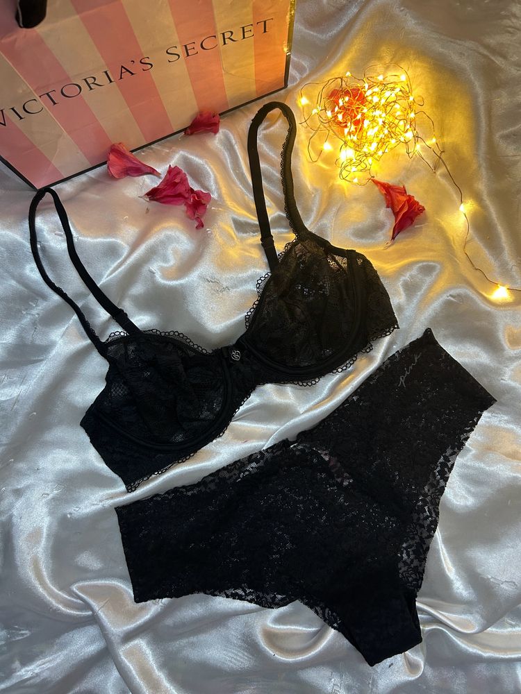 Victoria Secret Bra With Penty Set