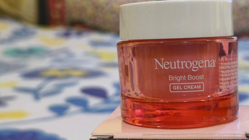 Neutrogena Bright Boost Gel Cream