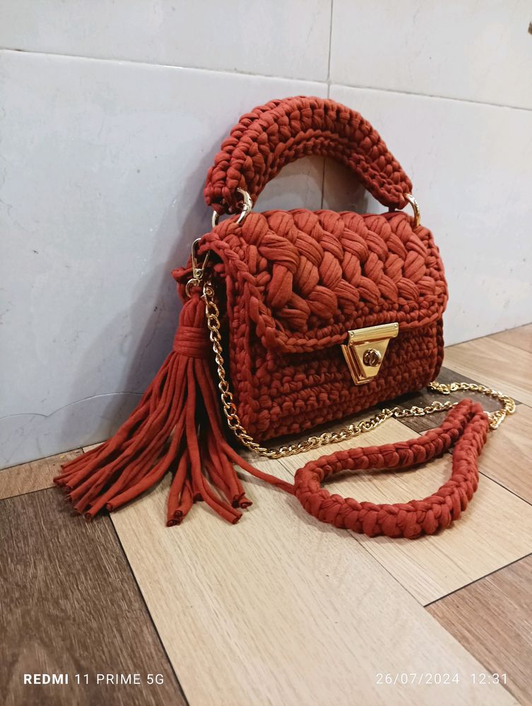 Luxury Style Sling Bag