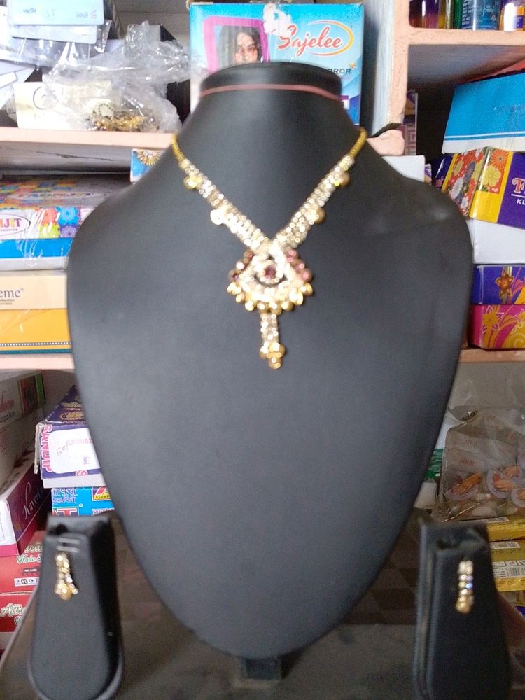 Latest Fashion Jewellery Set