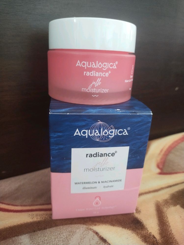 Aqualogica Moisturizer 🍉 & Niacinamide