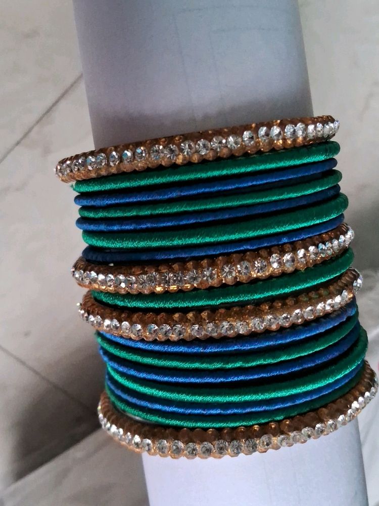 Peacock Colour Thread Bangles