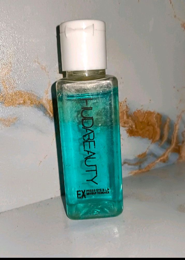 Huda Beauty Makeup Remover