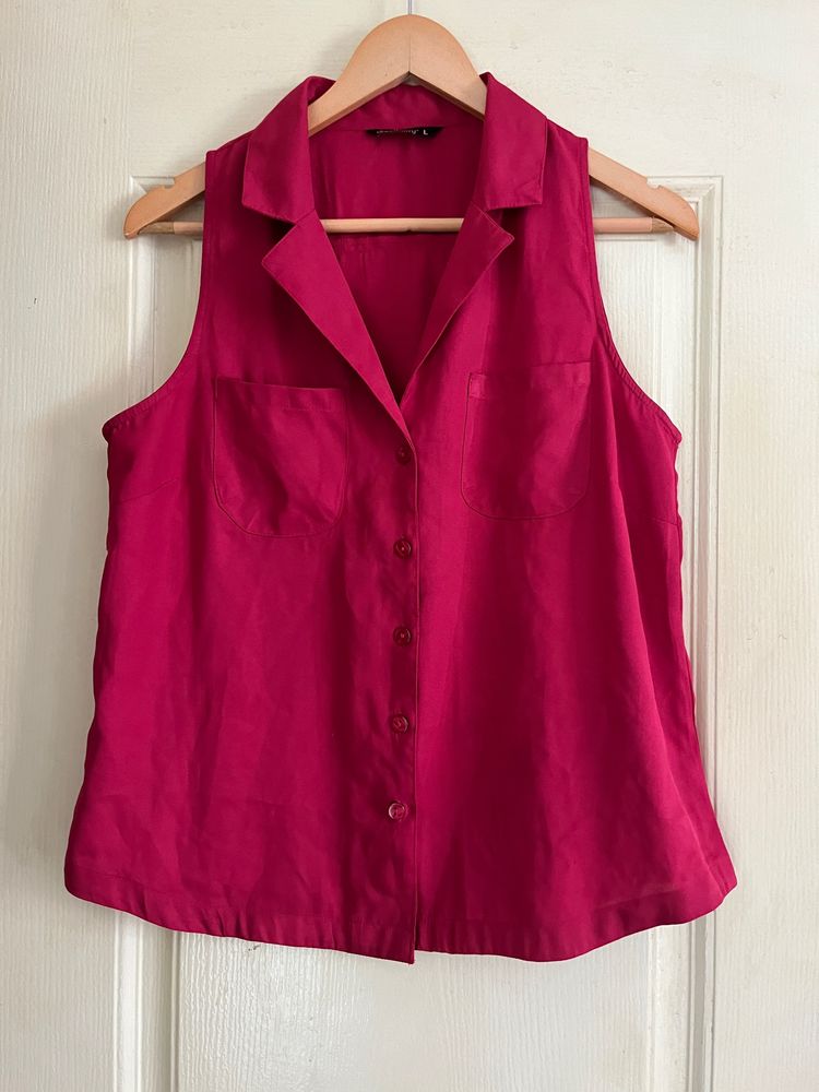 DressBerry sleeveless fuchsia shirt (L)