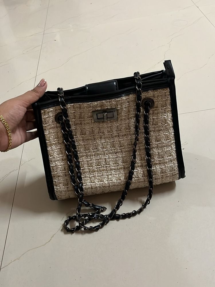 Women Chain Handbag