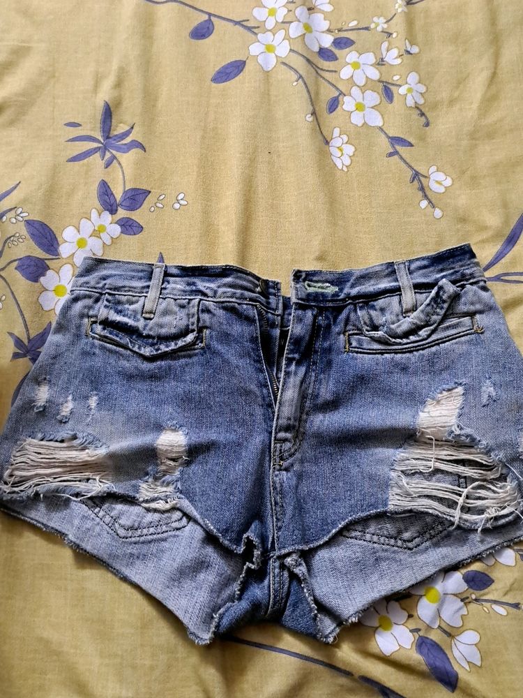 Korean Shorts Waist 30