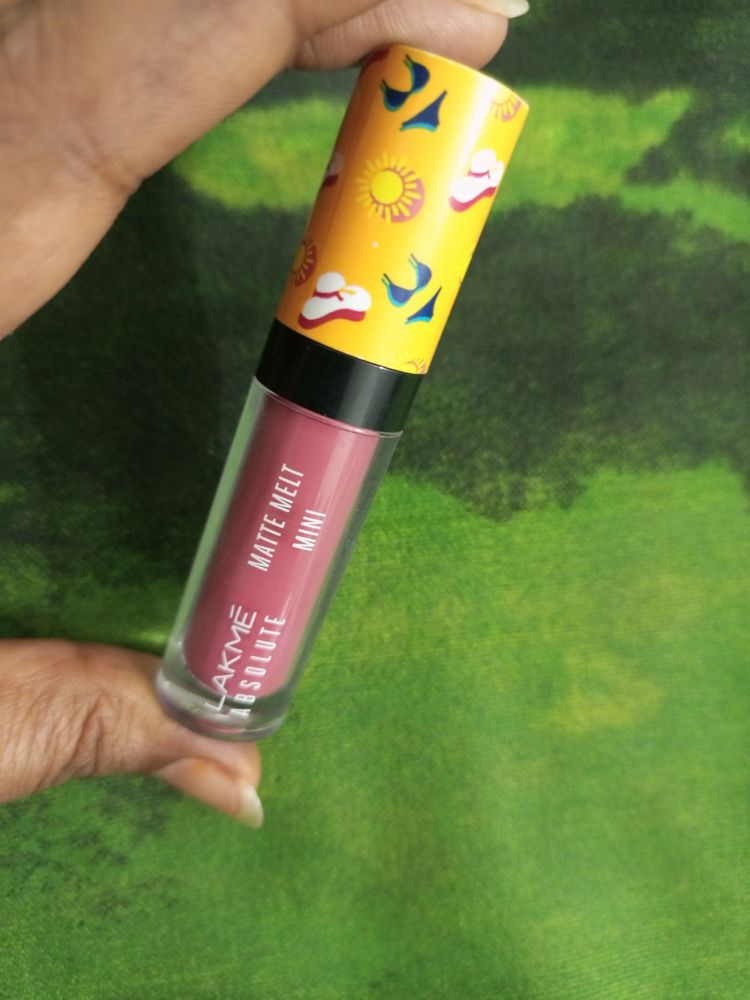 Lakme Absolute Matte Melt Mini Lipstick