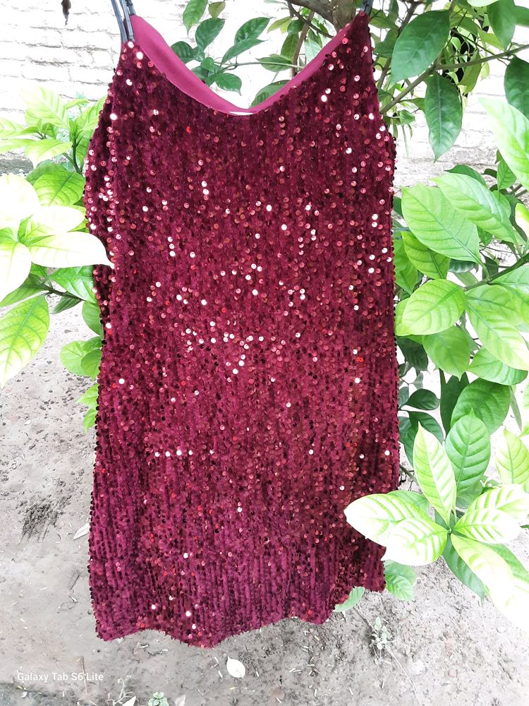 DARK RED VELEVET SEQUIN DRESS