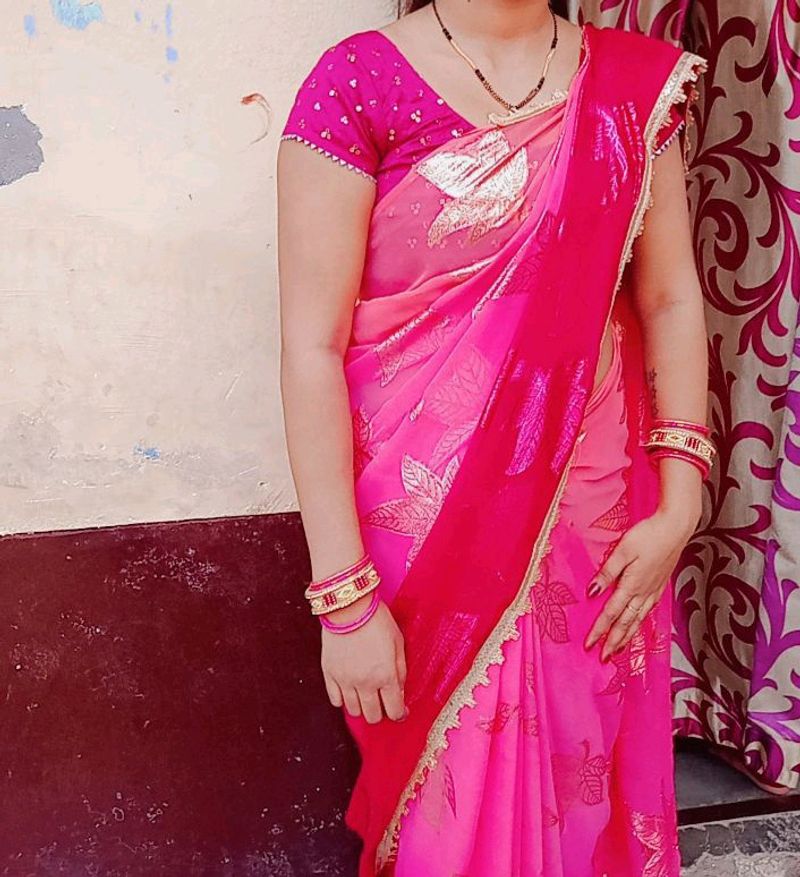 Saree With Blouse