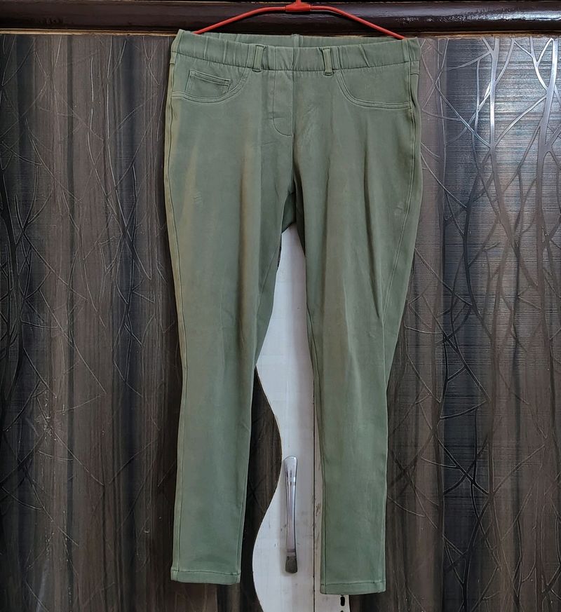 Ankle-Length Flat-front Trousers