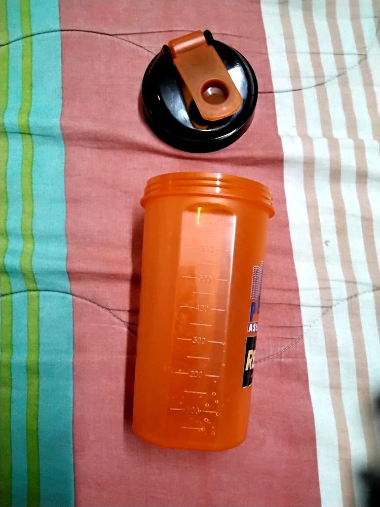 Protein Shaker Bottle