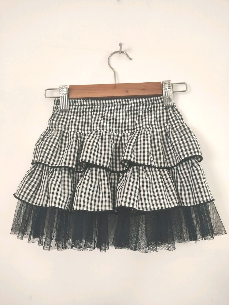 Black Check Skirt ( Girls)