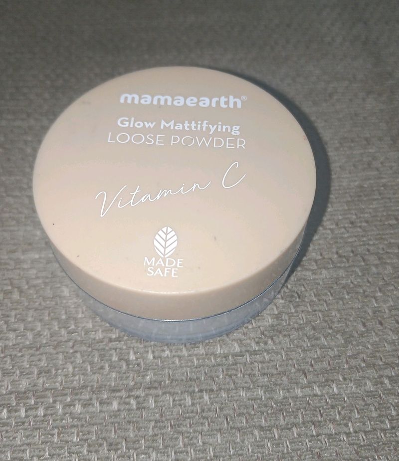 Mamaearth Glow Mattiying Loose Powder