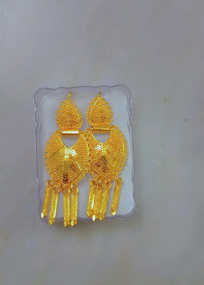Golden Gold Style Earings