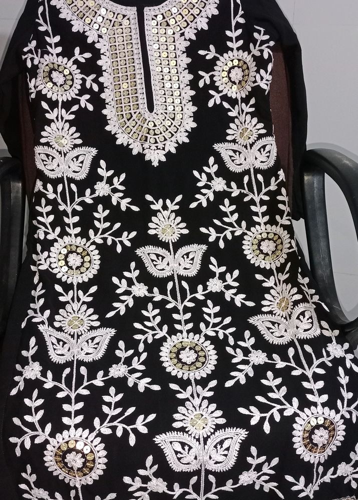 Heavy Embroidered Party Wear Pakistani Suit