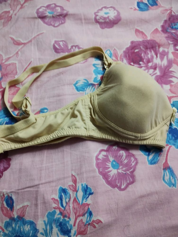 Padded Bra With Detachable Wire