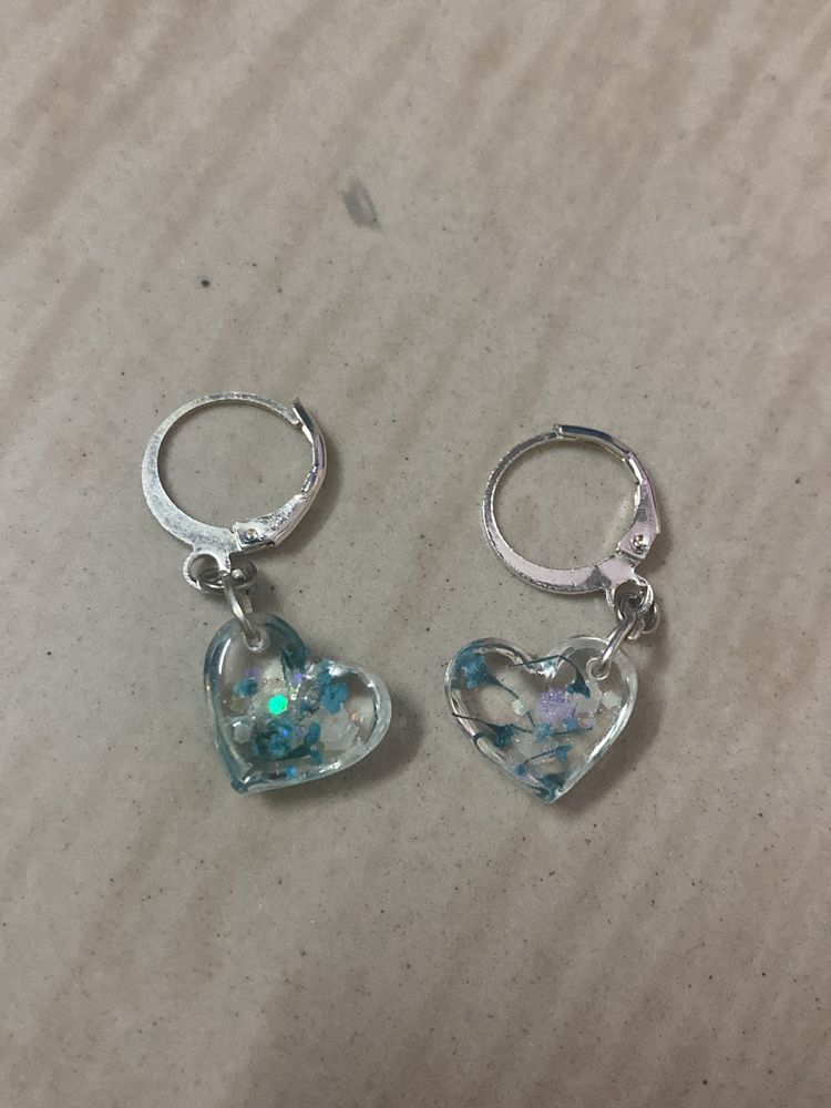 Resin Flower Heart Hoops