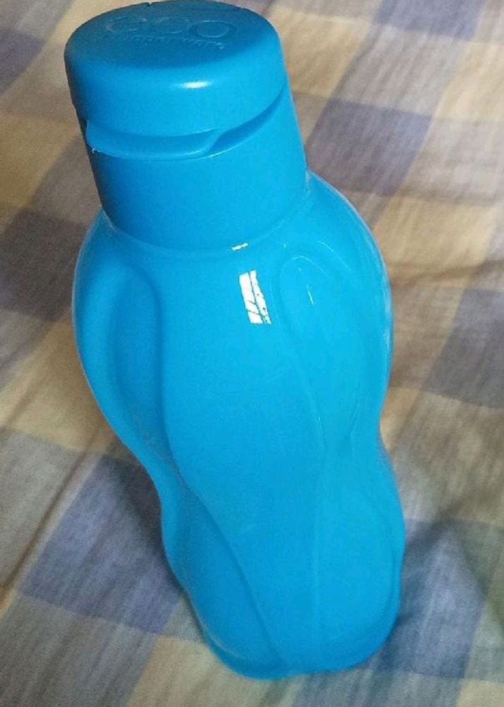 Tupperware Water Bottle 750 Ml Set Of 2