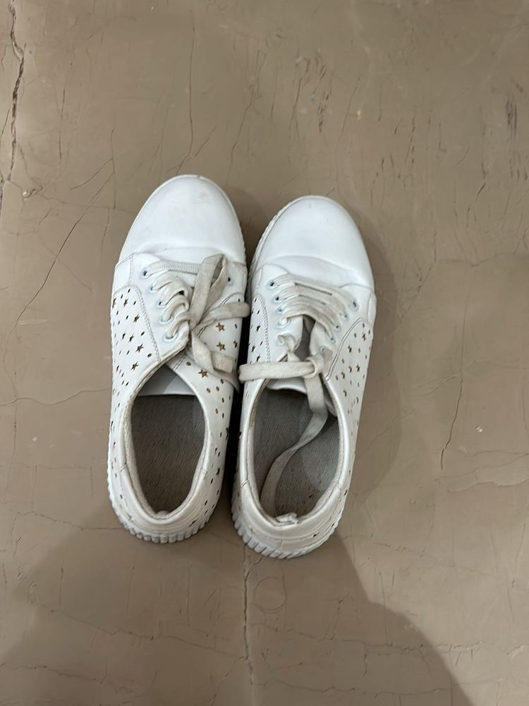 White Shoes with Cute Golden Design