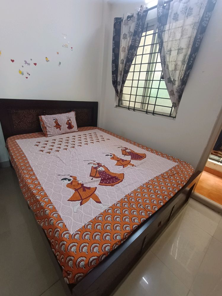 Cotton Double Bedsheet For Queen Size BED.