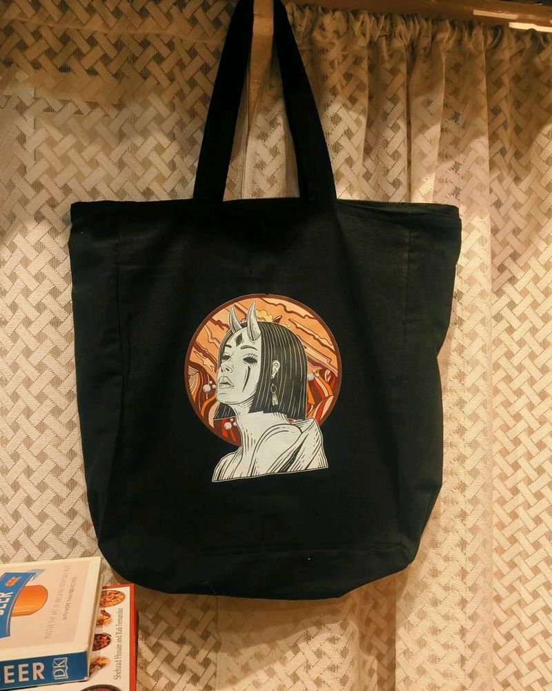 BLACK CASUAL EVERYDAY TOTE BAG